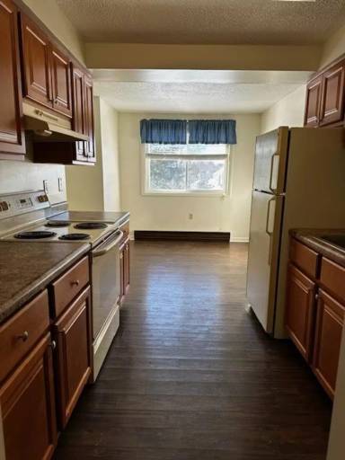 Main picture of Maple Knoll Apartments