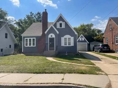 Main picture of 421 Melrose Ct
