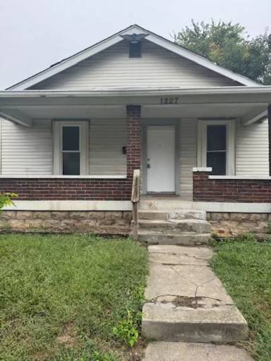 Main picture of 1227 Shepard St
