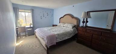 Main picture of 687 Royston Ln