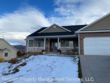 Main picture of 49 S Beacon Dr