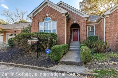 Main picture of 103 Cantrell Sq