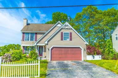 Main picture of 400 Wellington Hill Rd