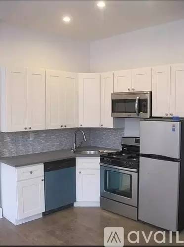 Main picture of 68 Carroll St