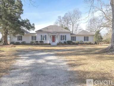 Main picture of 1015 Washington Post Rd