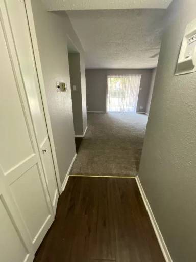 Main picture of 2114 E Marshall Ave