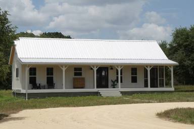 Main picture of 1339 E Fairview Rd