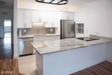 Main picture of 6600 N University Dr