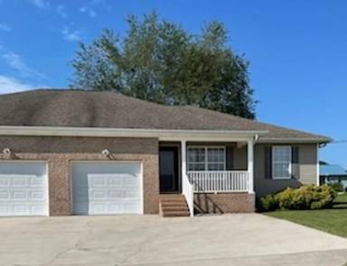 Main picture of 1732 31st St NE