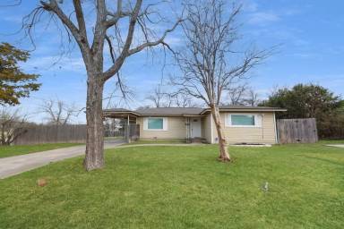 Main picture of 701 S 30th St