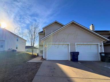 Main picture of 204 NE Sunshine St