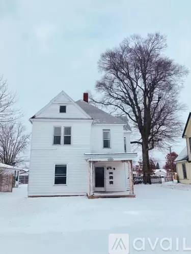 Main picture of 515 E North a St