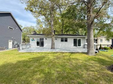 Main picture of 121 Nottingham Dr