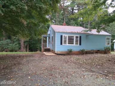 Main picture of 110 S Avondale Rd