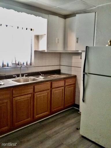 Main picture of 925 S 19th St