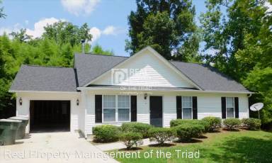 Main picture of 1102 Maury Ln