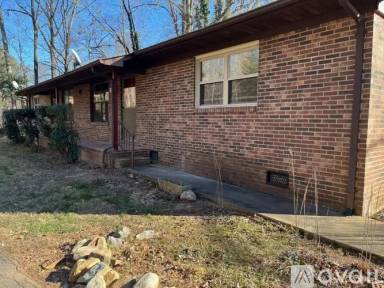Main picture of 69 Mountain St