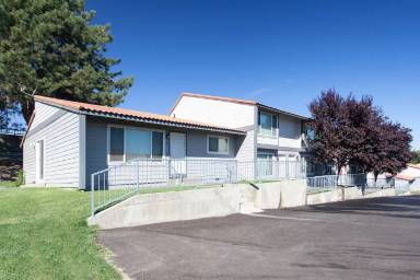 Main picture of 803 S Olympia St