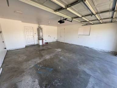 Main picture of 941 S T St