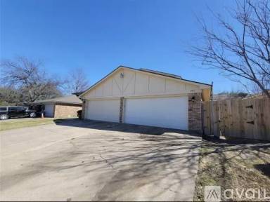 Main picture of 2511 Woodmont Trl