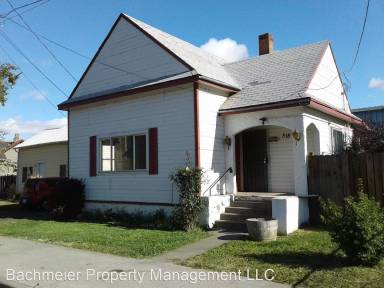 Main picture of 318 SE 9th St
