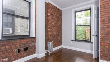 Main picture of 3 W 103rd St