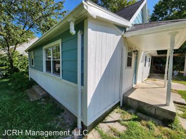 Main picture of 2420 N Kellett Ave
