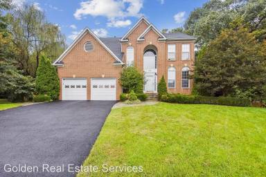 Main picture of 21261 Bullrush Pl