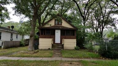 Main picture of 1825 Elwood St