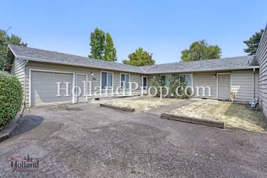 Main picture of 1974 NE Barberry Dr