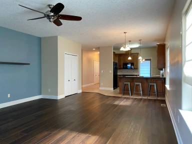Main picture of 1217 Pomona St