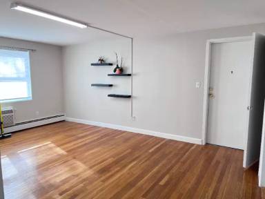 Main picture of 35 Montvale Ave