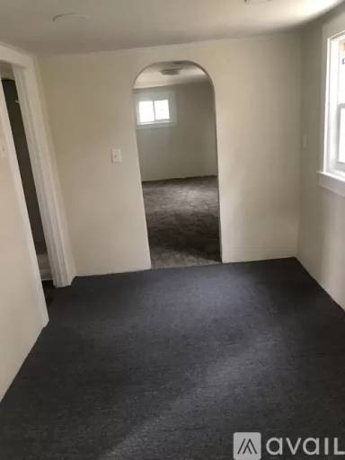 Main picture of 3127 Parkway Blvd