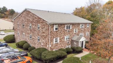 Main picture of 215 Pearl St