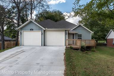 Main picture of 317 Centerpoint Dr