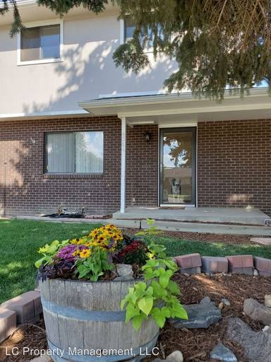 Main picture of 4310 Grant Ave