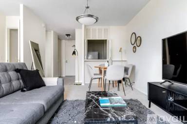 Main picture of 3440 Lake Shore Dr Condominium