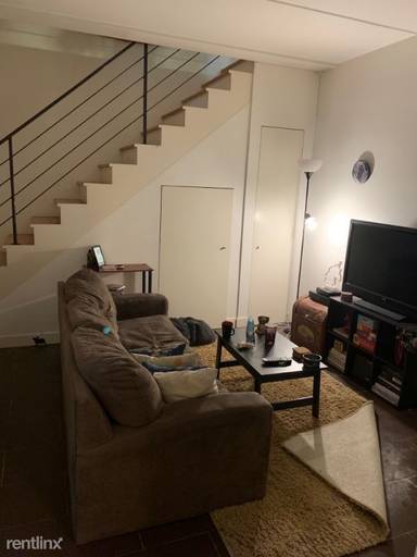 Main picture of 342 Eldert St