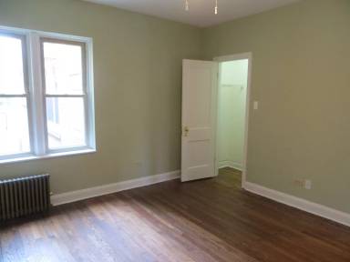 Main picture of 1234 N Austin Blvd