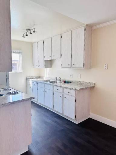 Main picture of 853 Cherrywood Way