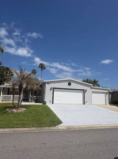 Main picture of 5600 Bald Eagle Dr