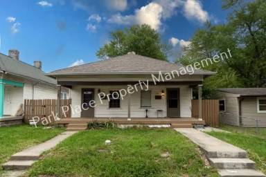 Main picture of 743 Lynn St