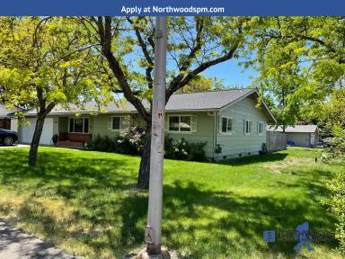 Main picture of 2895 Hawaiian Ave