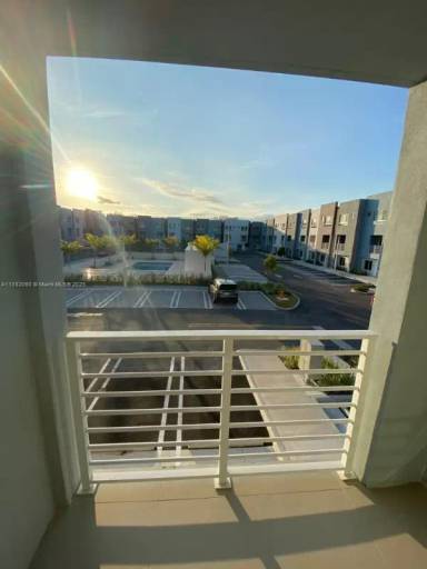 Main picture of Aventura Village townhouse