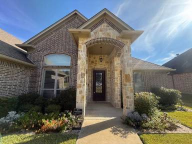Main picture of 7332 Kingsport Ln