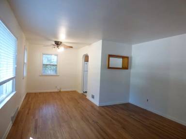 Main picture of 1015 Gay St