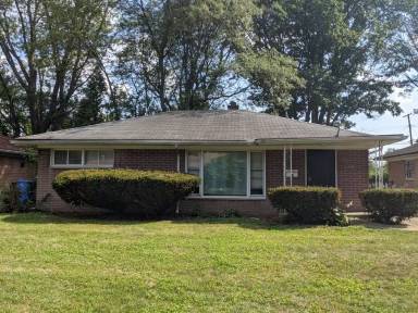Main picture of 28623 Hazelwood St