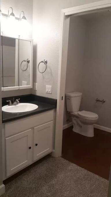 Main picture of Emerald Vista Apartments