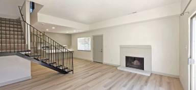 Main picture of 5994 Lake Crest Way