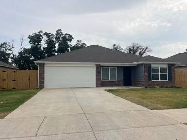 Main picture of 2749 Biddie St